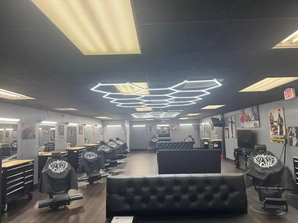 Phil's Barber photo (photo 3 of 3)