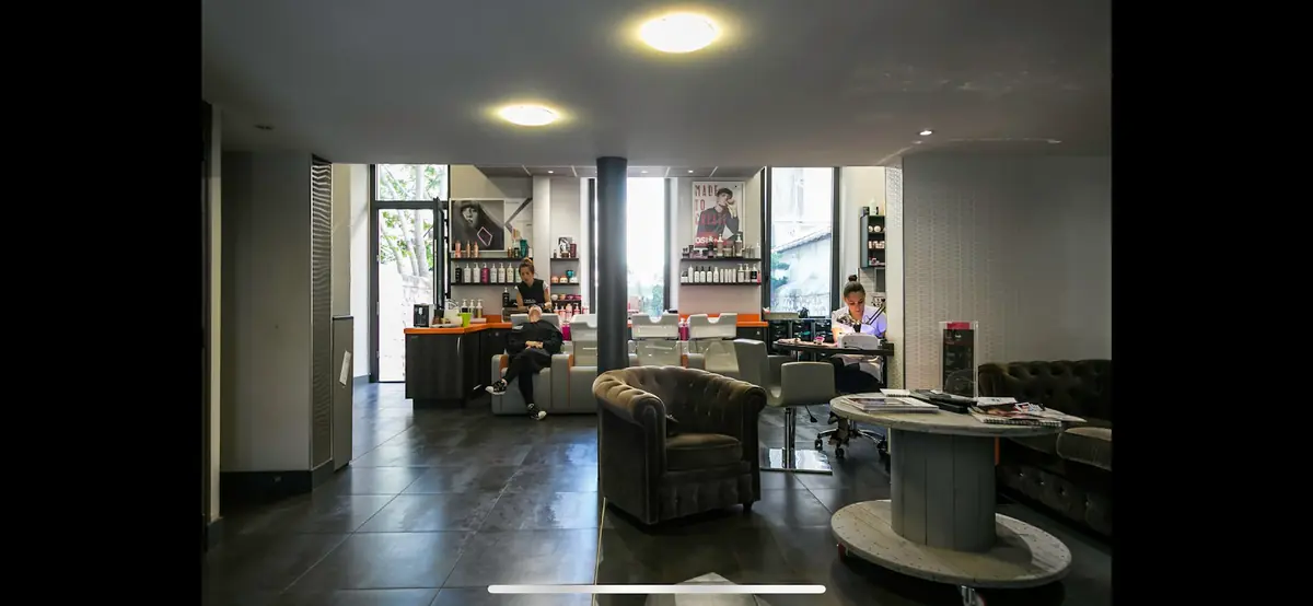 7eme Arr. coiffure — Hair Salons in Marseille