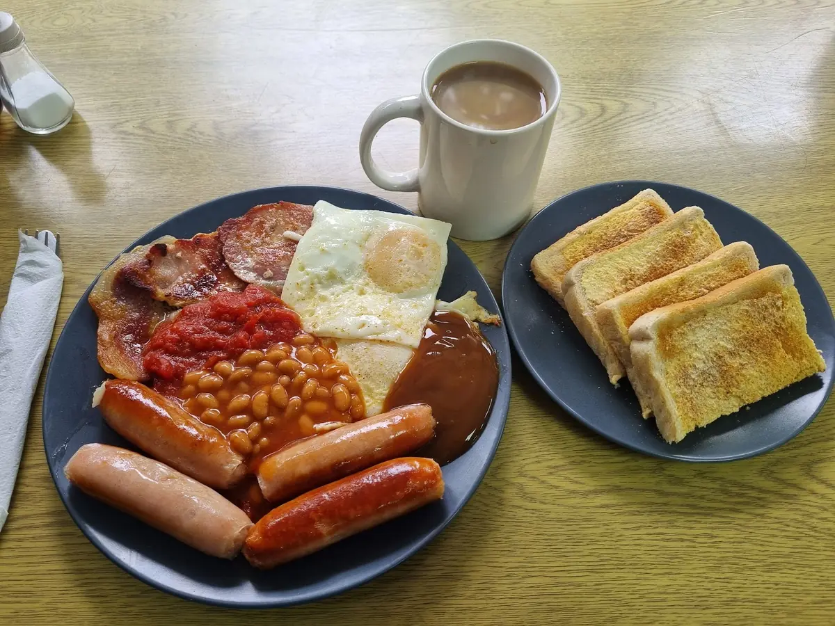 Elliot's Café photo (photo 1 of 3)