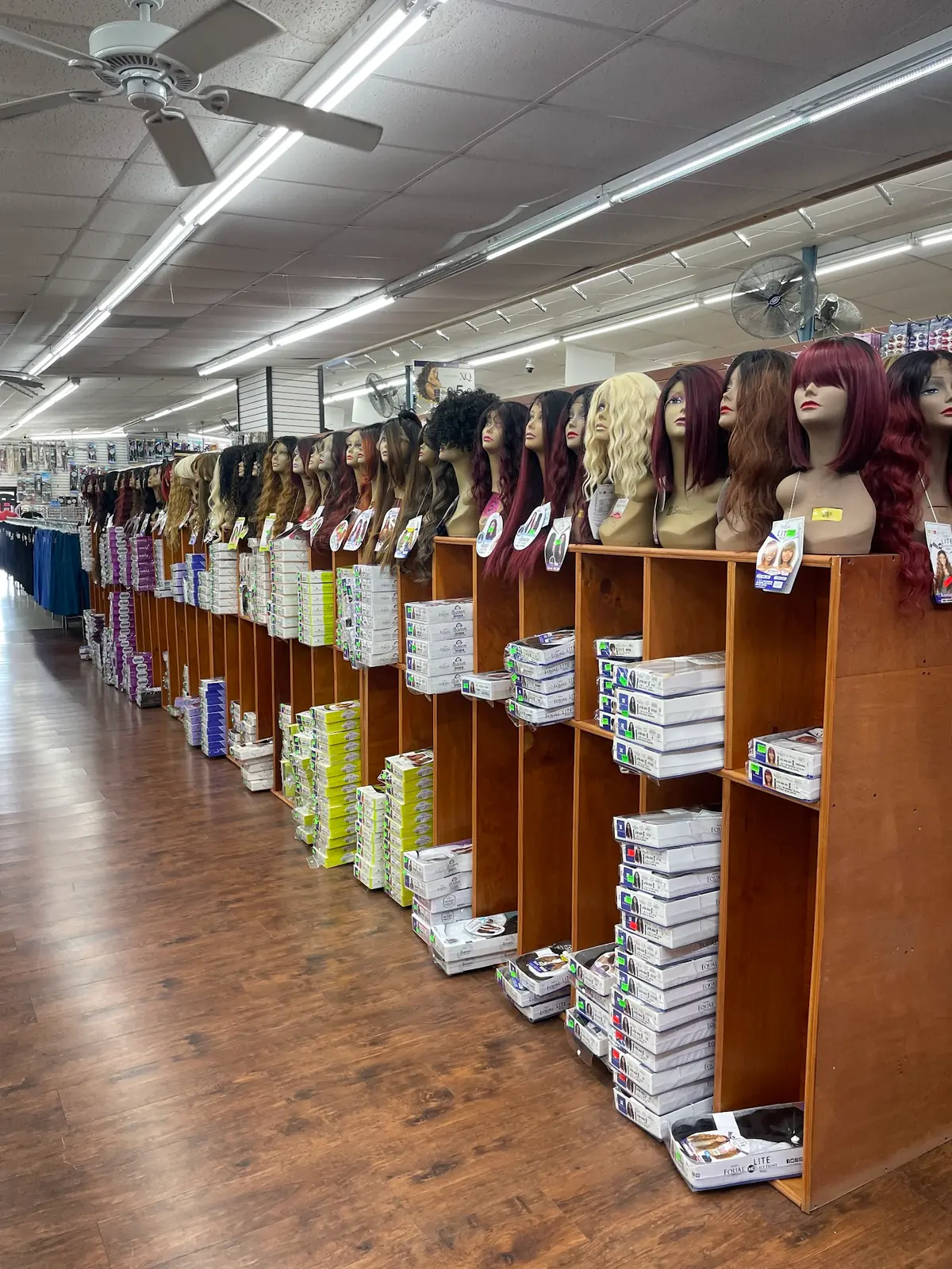 Sereen Beauty Supply photo (photo 1 of 3)