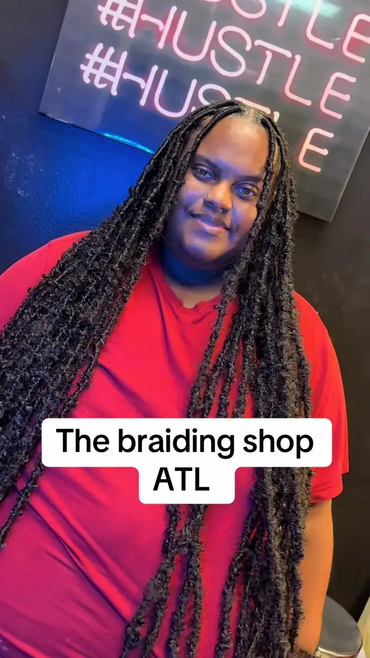 Aicha hair braiding photo (photo 2 of 3)