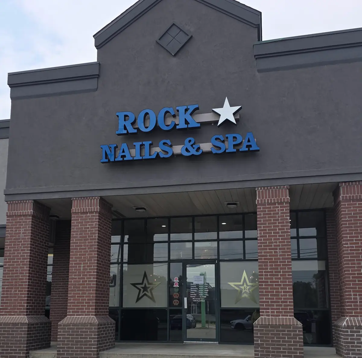 Rock Star Nails & Spa photo (photo 2 of 3)