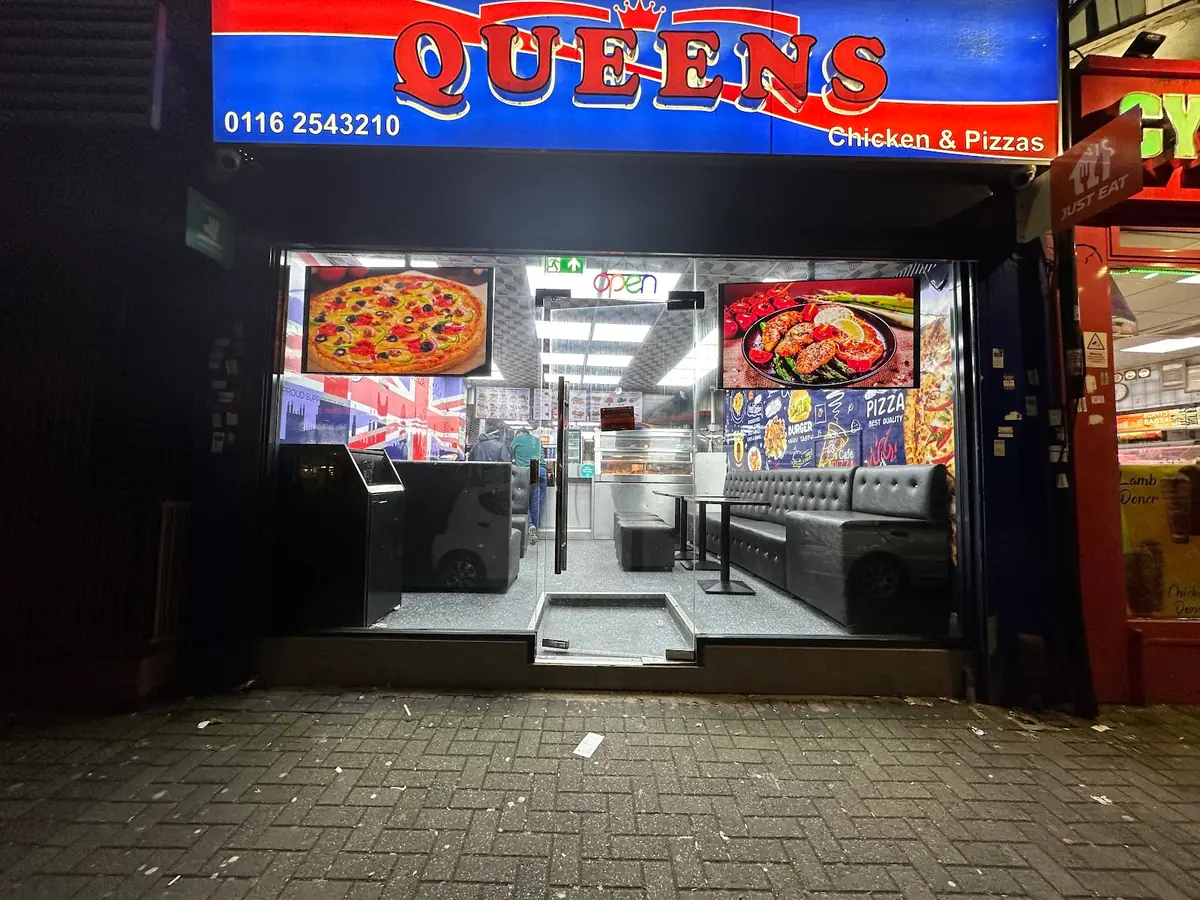 Queens Chicken And Pizza photo (photo 1 of 3)