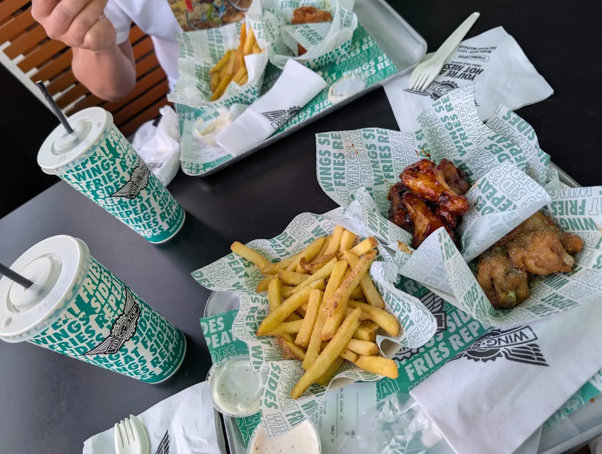 Wingstop Southampton photo (photo 3 of 3)
