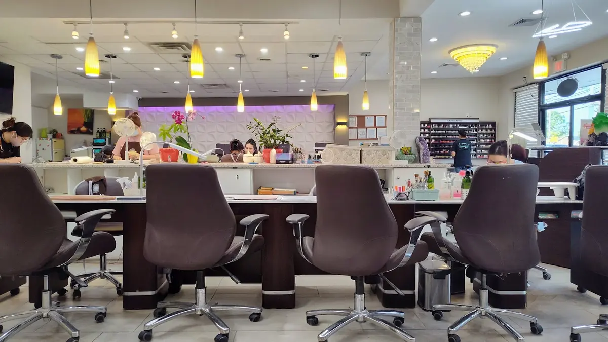 Dream Tips Nails & Spa photo (photo 3 of 3)