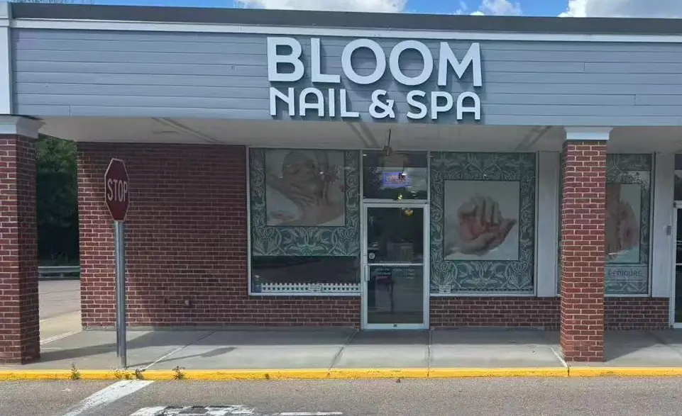 Bloom Nail & Spa photo (photo 3 of 3)