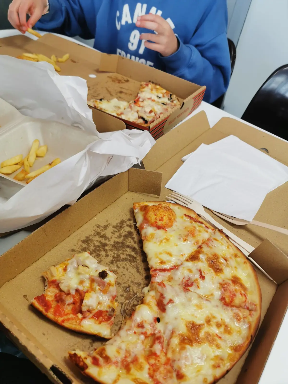 Chicken & Pizza Land — Restaurants in Sandown