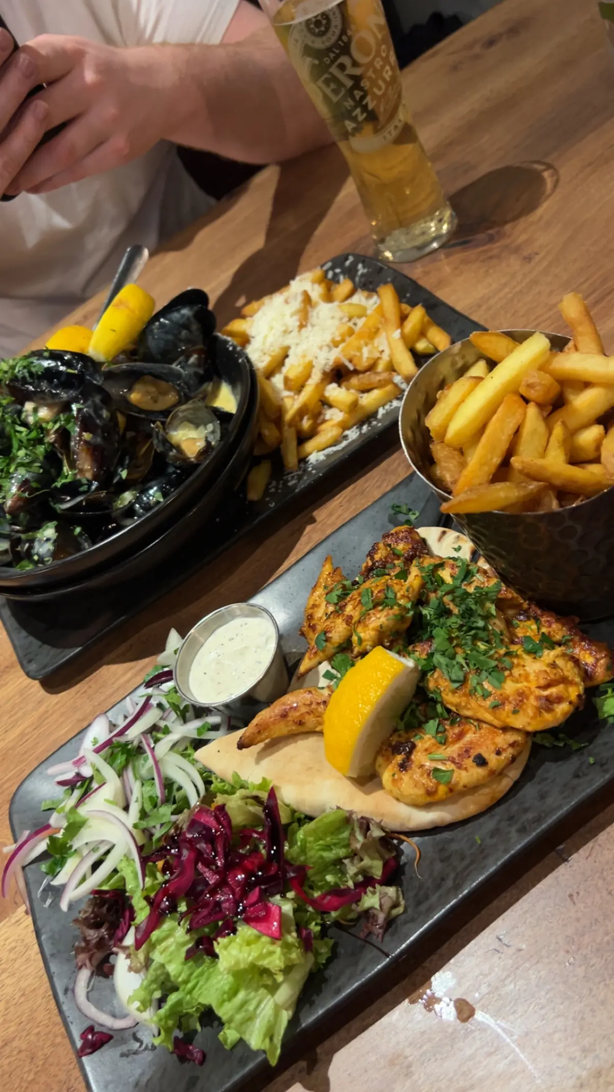 London Road Bar & Grill photo (photo 3 of 3)