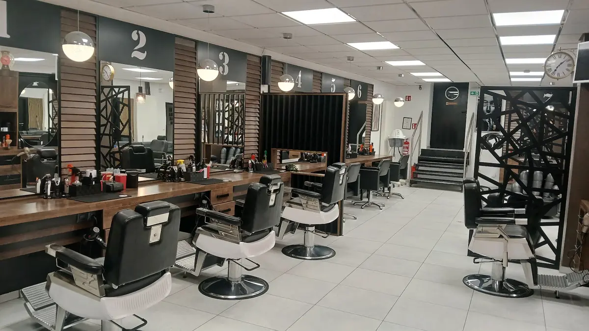 Friseur Elegance photo (photo 2 of 3)