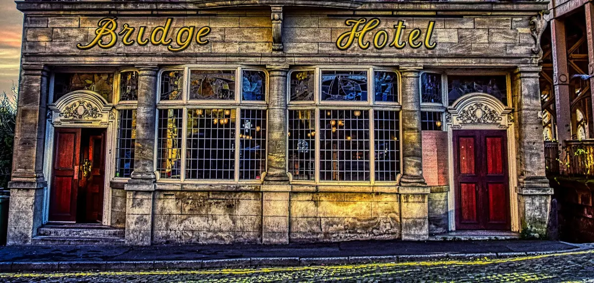 Bridge Hotel photo (photo 1 of 3)