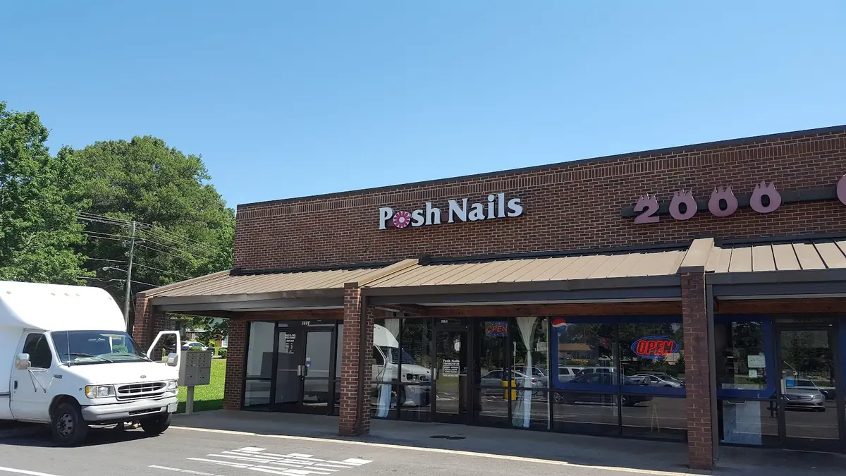 Posh Nails photo (photo 2 of 3)