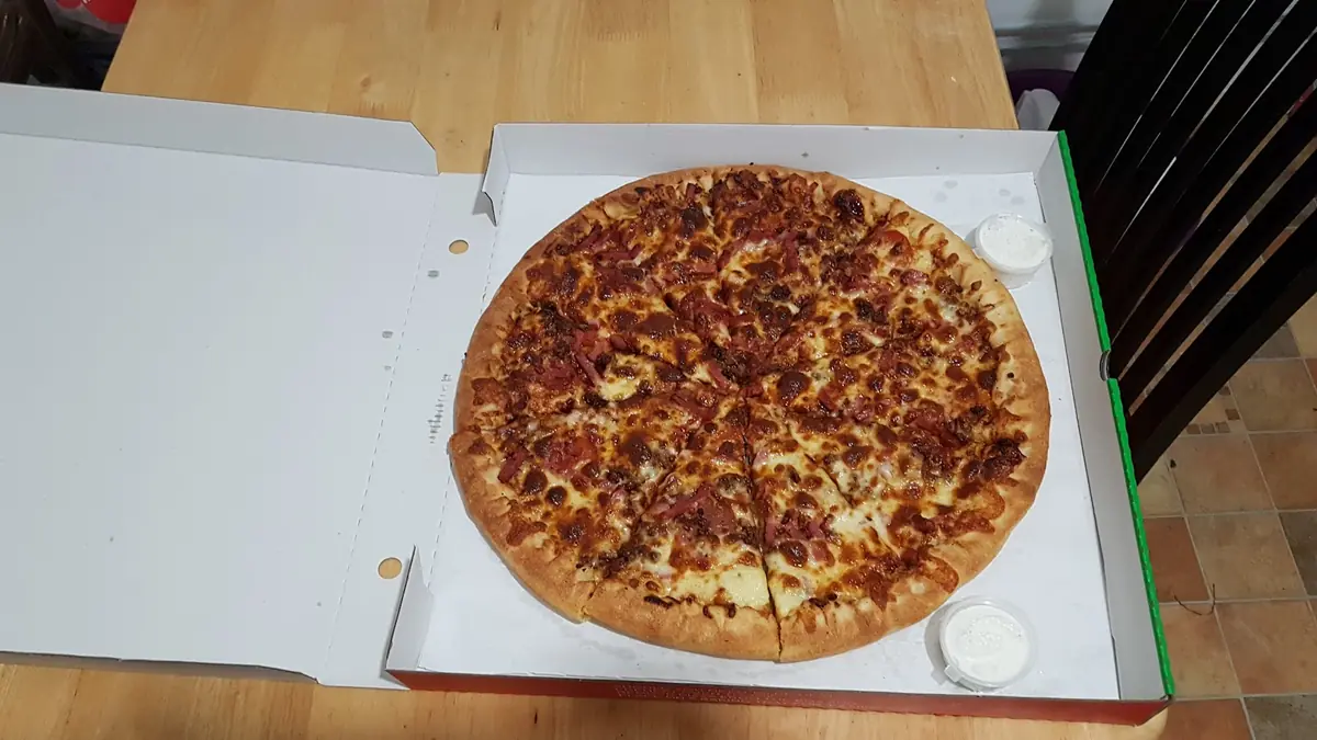 Bravo Pizza photo (photo 3 of 3)