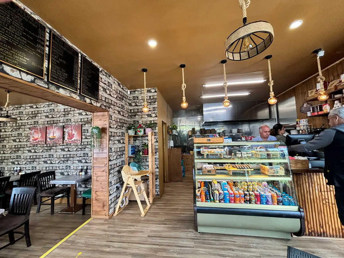 Light Cafe photo (photo 2 of 3)