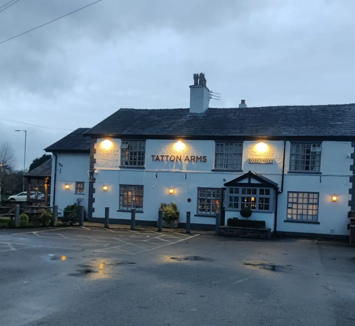 Tatton Arms, Moss Nook photo (photo 2 of 3)