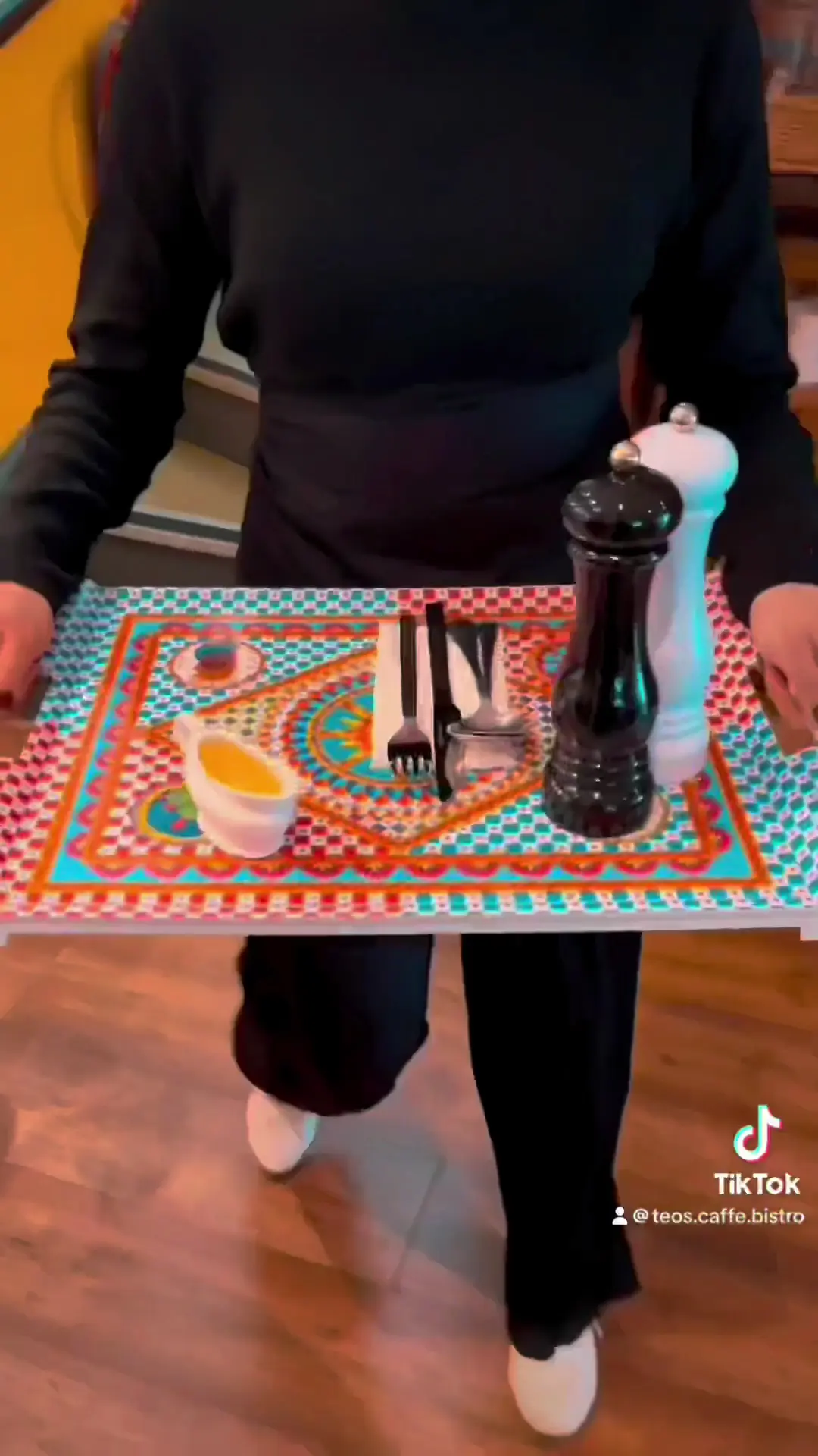 Teo’s Caffe & Bistro photo (photo 1 of 3)