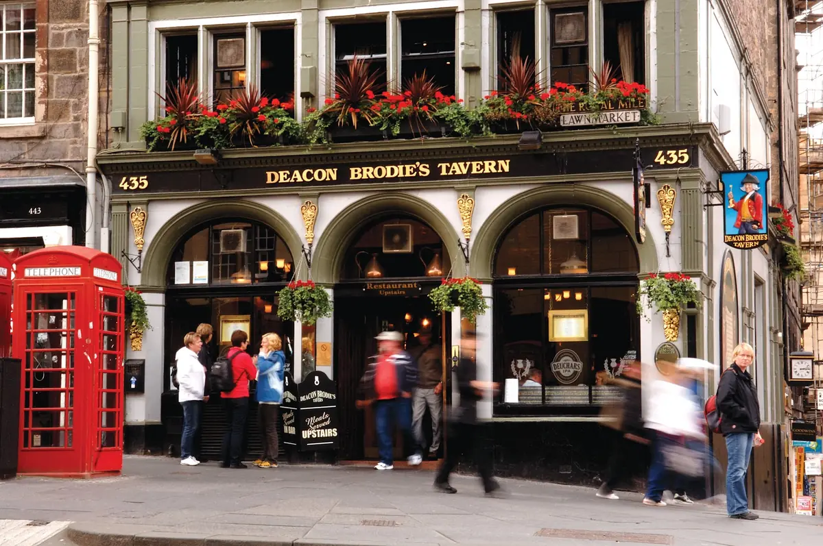 Deacon Brodies Tavern photo (photo 1 of 3)