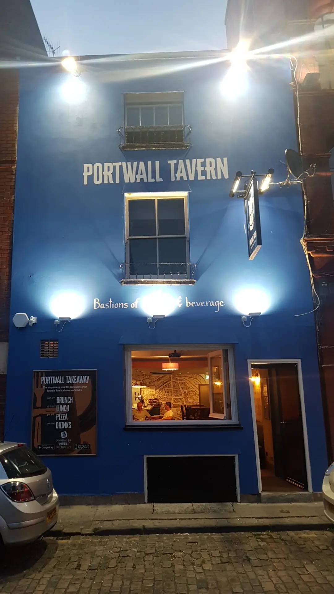 Portwall Tavern photo (photo 1 of 3)