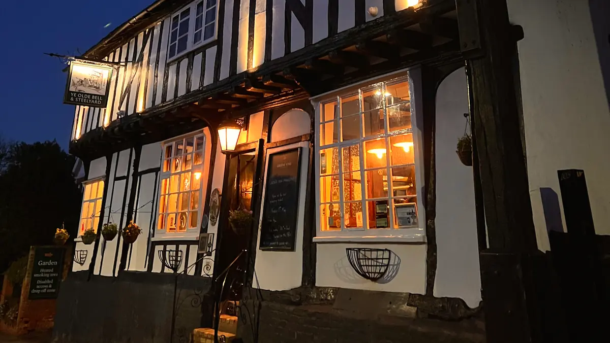 Ye Olde Bell and Steelyard photo (photo 2 of 3)
