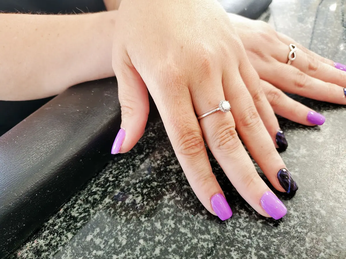 Nail Parlor