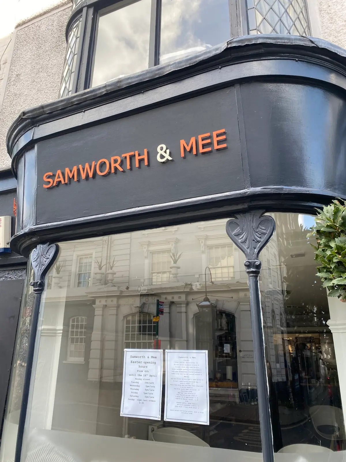 Samworth & Mee — Seafood restaurants in Broadstairs