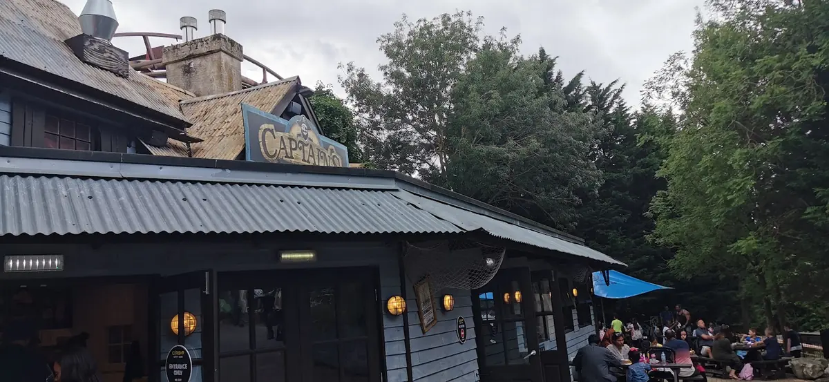 Captain's Fish & Chips photo (photo 1 of 3)