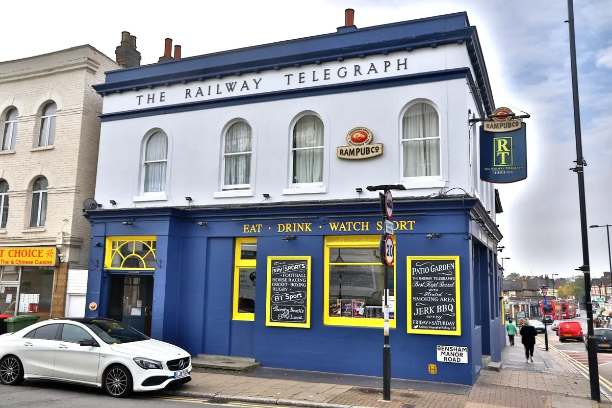 The Railway Telegraph — Bars in Thornton Heath