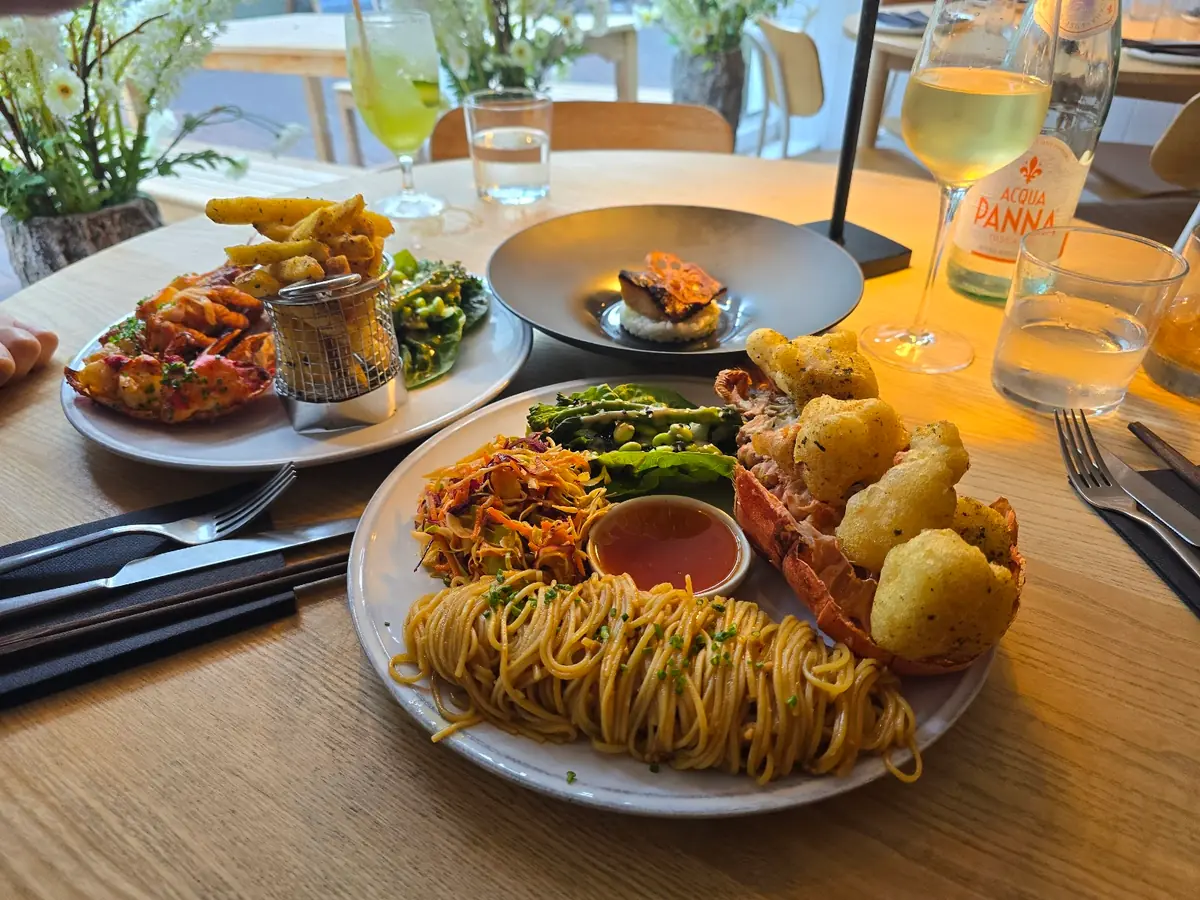 Smoking Lobster Cowes — Seafood restaurants in Cowes