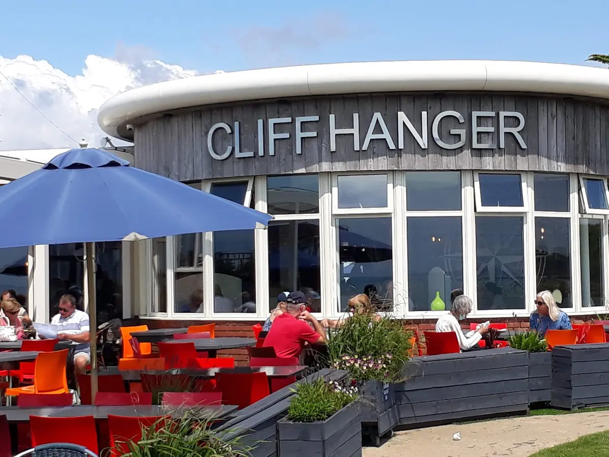 Cliffhanger Restaurant — Restaurants in Christchurch