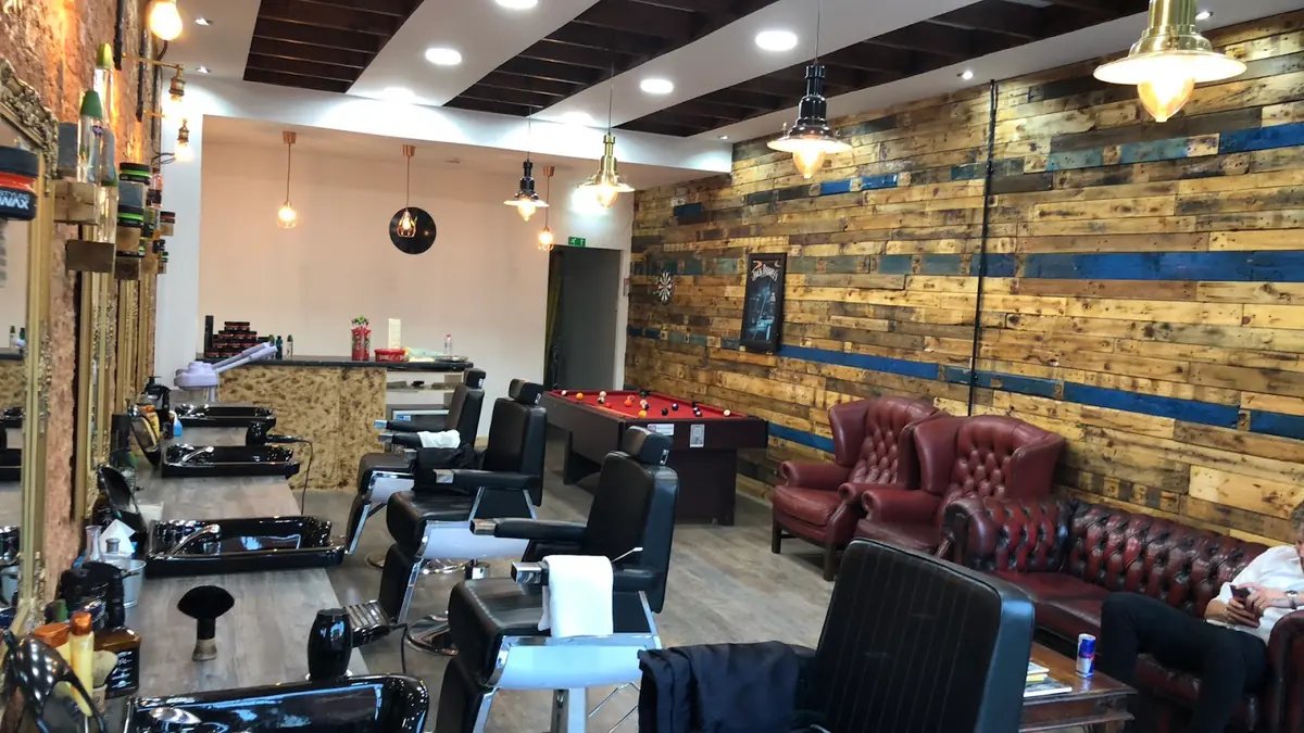 Ozzie’s Barber Shop photo (photo 2 of 3)