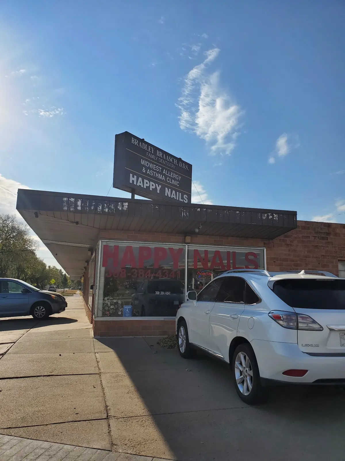 Happy Nails — Nail Salons in Grand Island