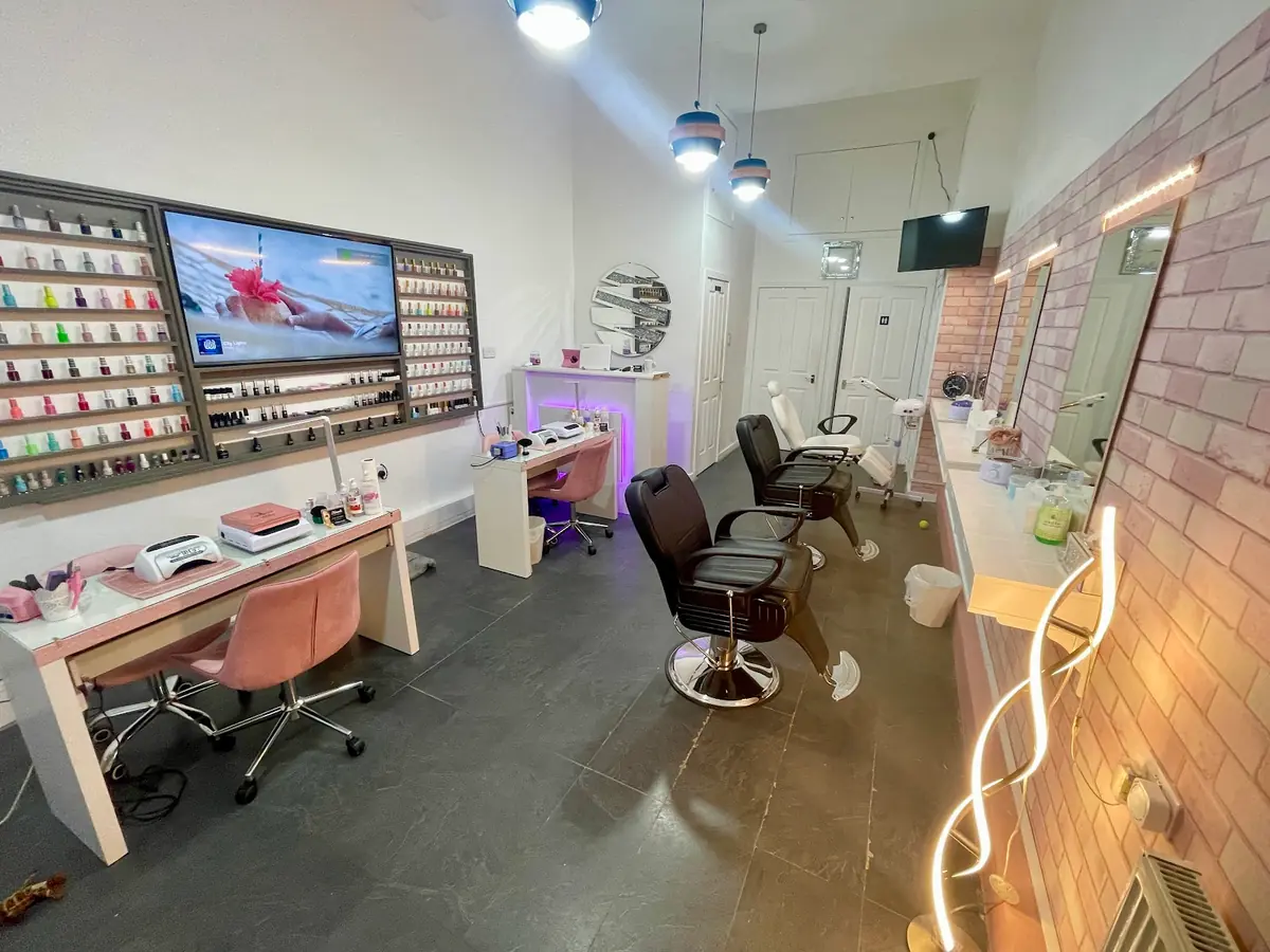 Miracle Beauty & Nails — Beauty salons in Glasgow