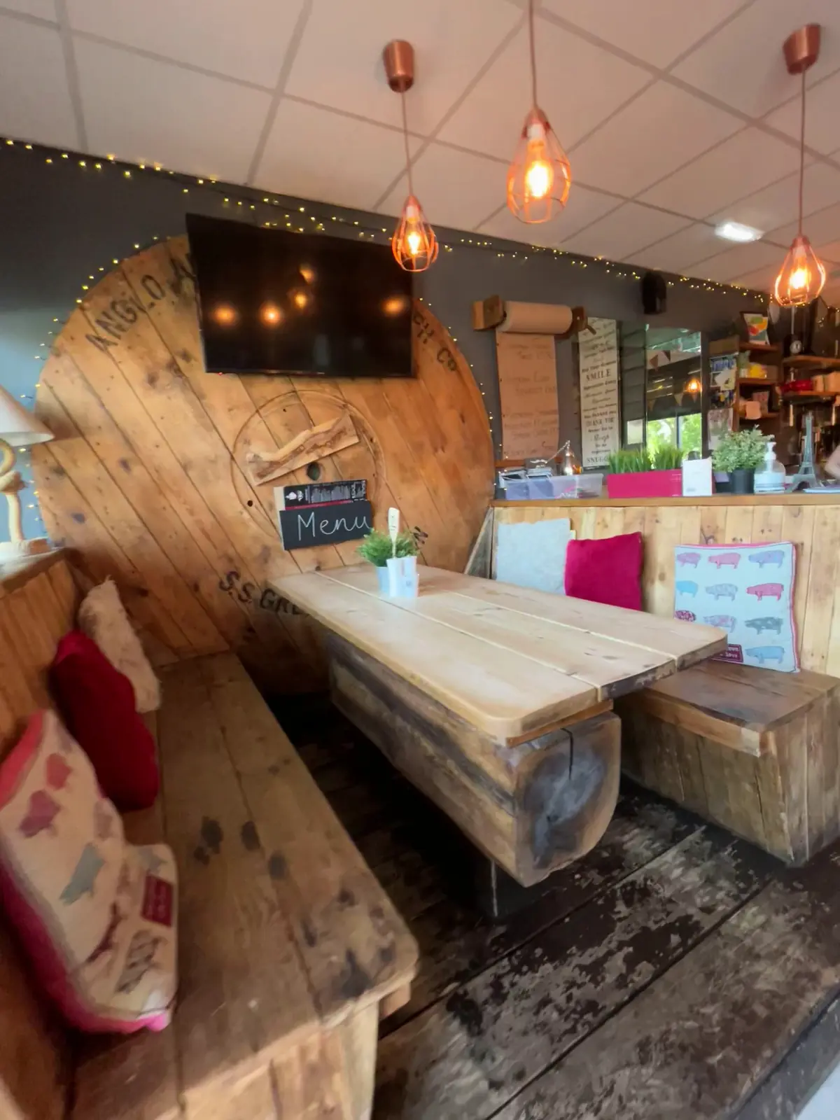 Monsieur Crepe Cafe photo (photo 1 of 3)