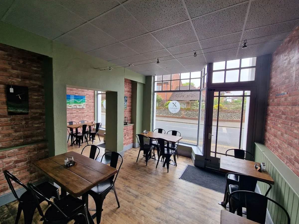 Inside Gibson's, Cromer