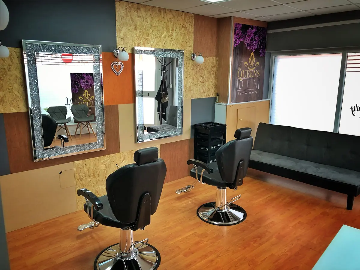 The Queens Den photo (photo 2 of 3)