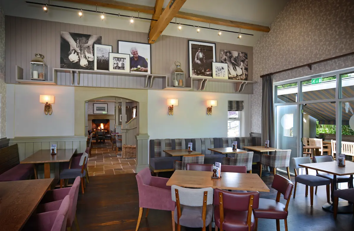 The Clog & Billycock — Bars in Blackburn