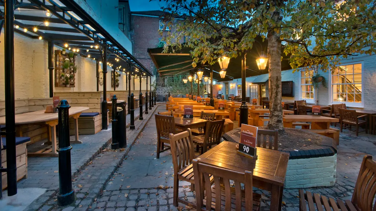 Lamb Inn photo (photo 1 of 3)