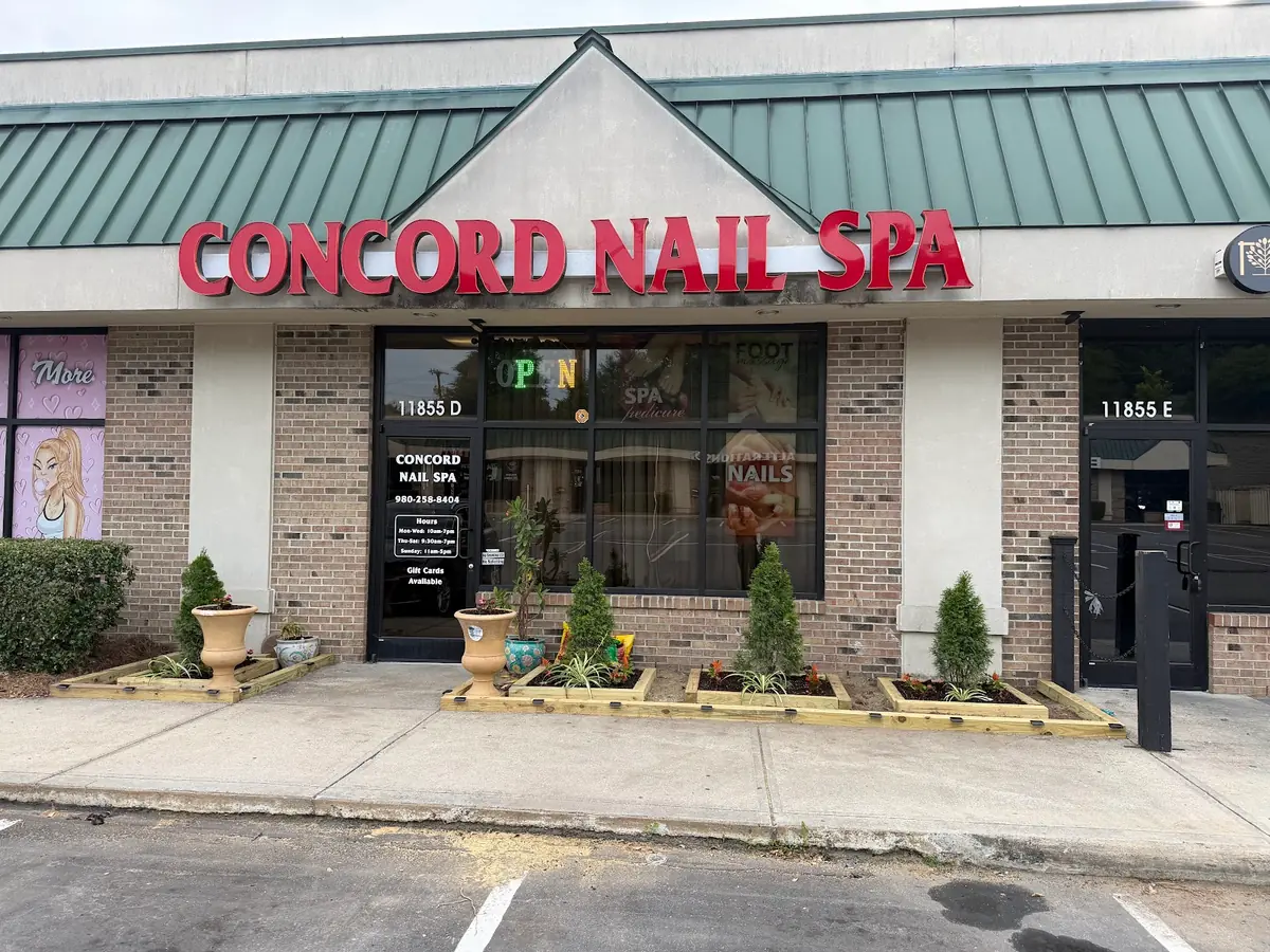 Concord nails spa photo (photo 1 of 3)