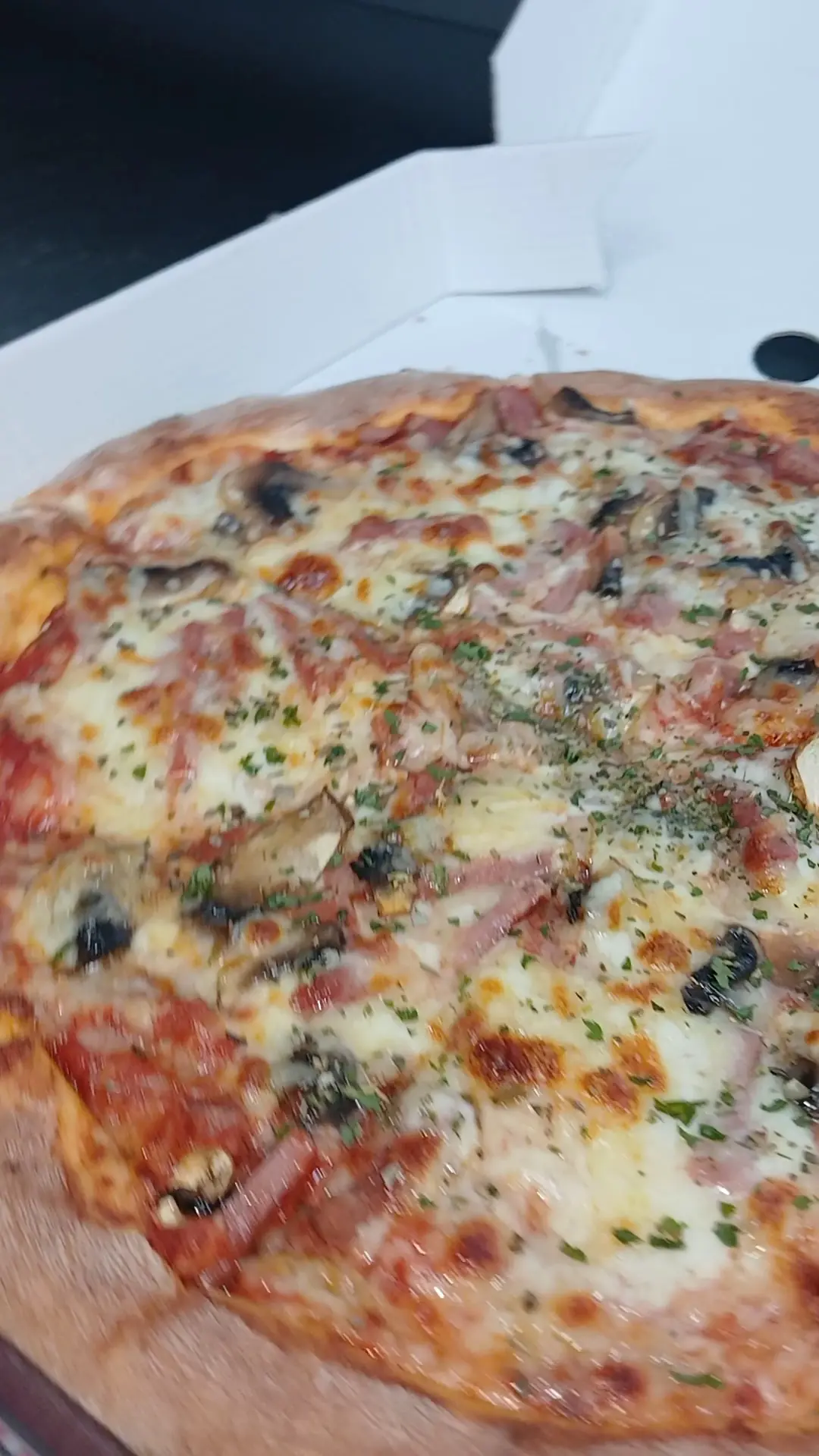 Bello Pizza photo (photo 2 of 3)