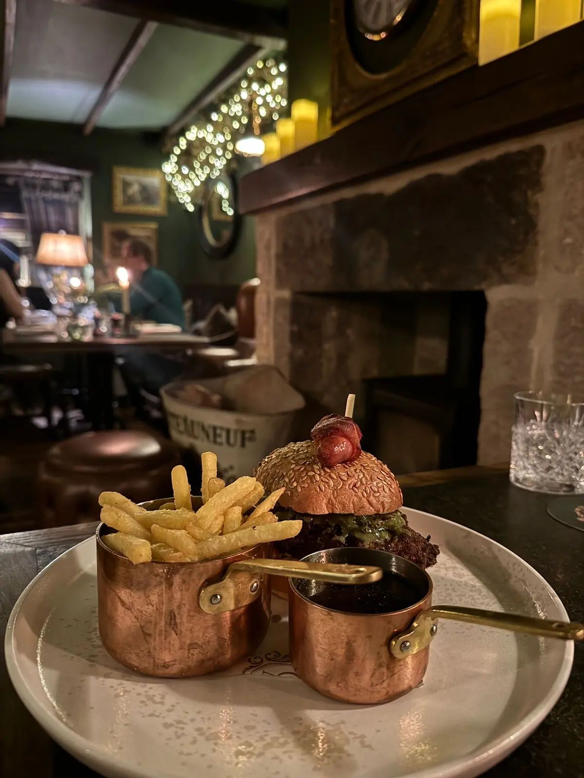 Inside Grantley Arms, Ripon