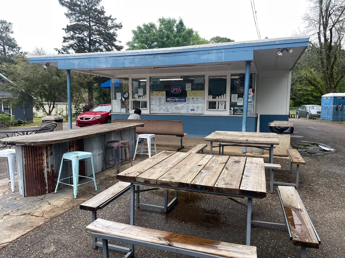 Dairy Creem — American Restaurants in Alexander City