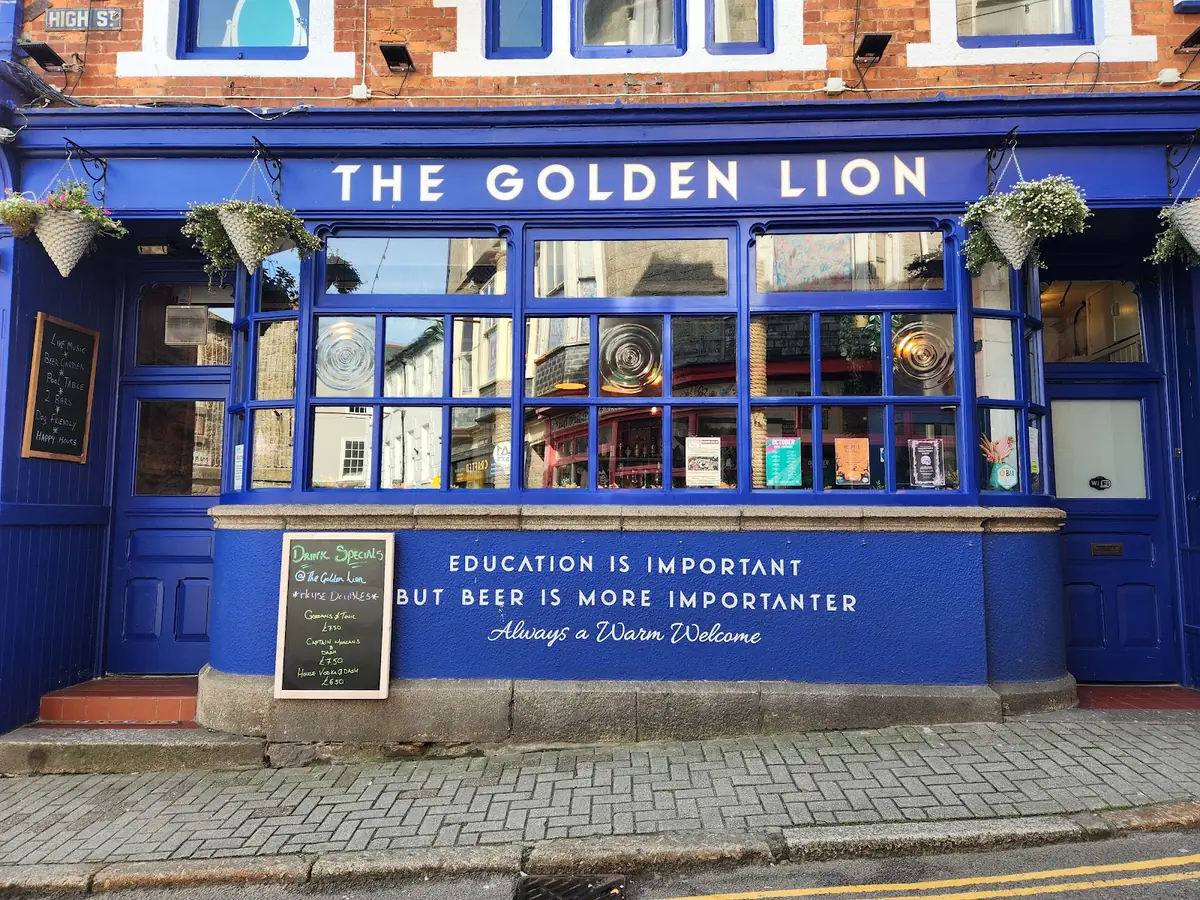 Inside The Golden Lion Pub, Saint Ives