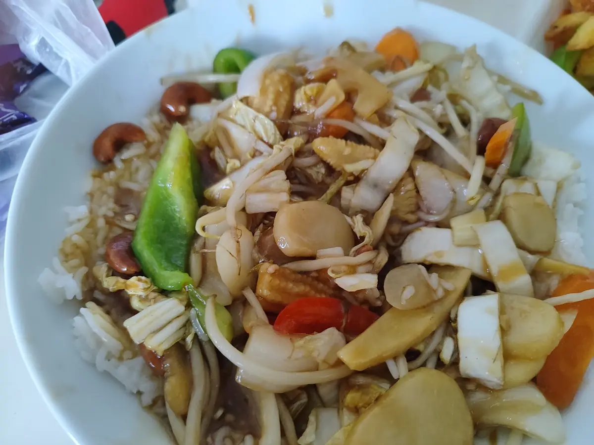 Lucky House Chinese Take Away photo (photo 3 of 3)