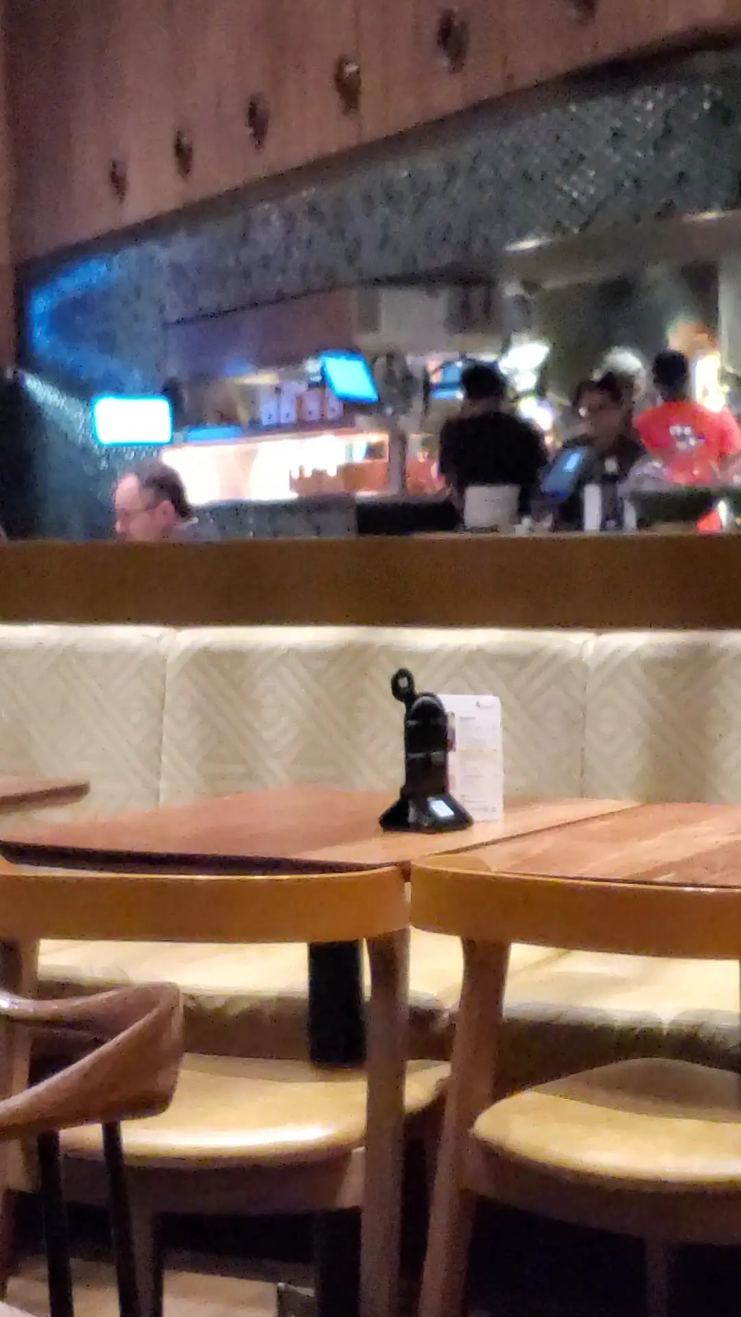 Nando's Croydon - Colonnades photo (photo 2 of 3)