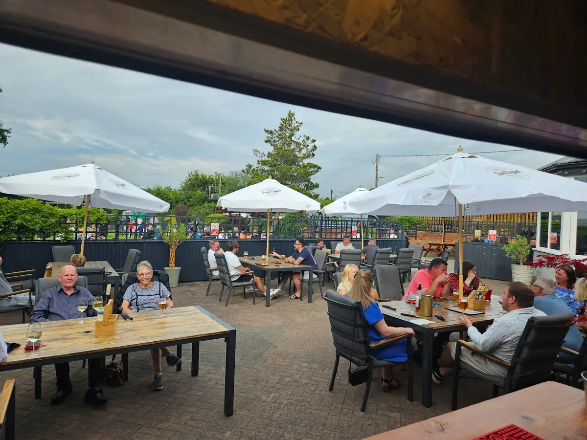 The White Lion — Bars in Crewe