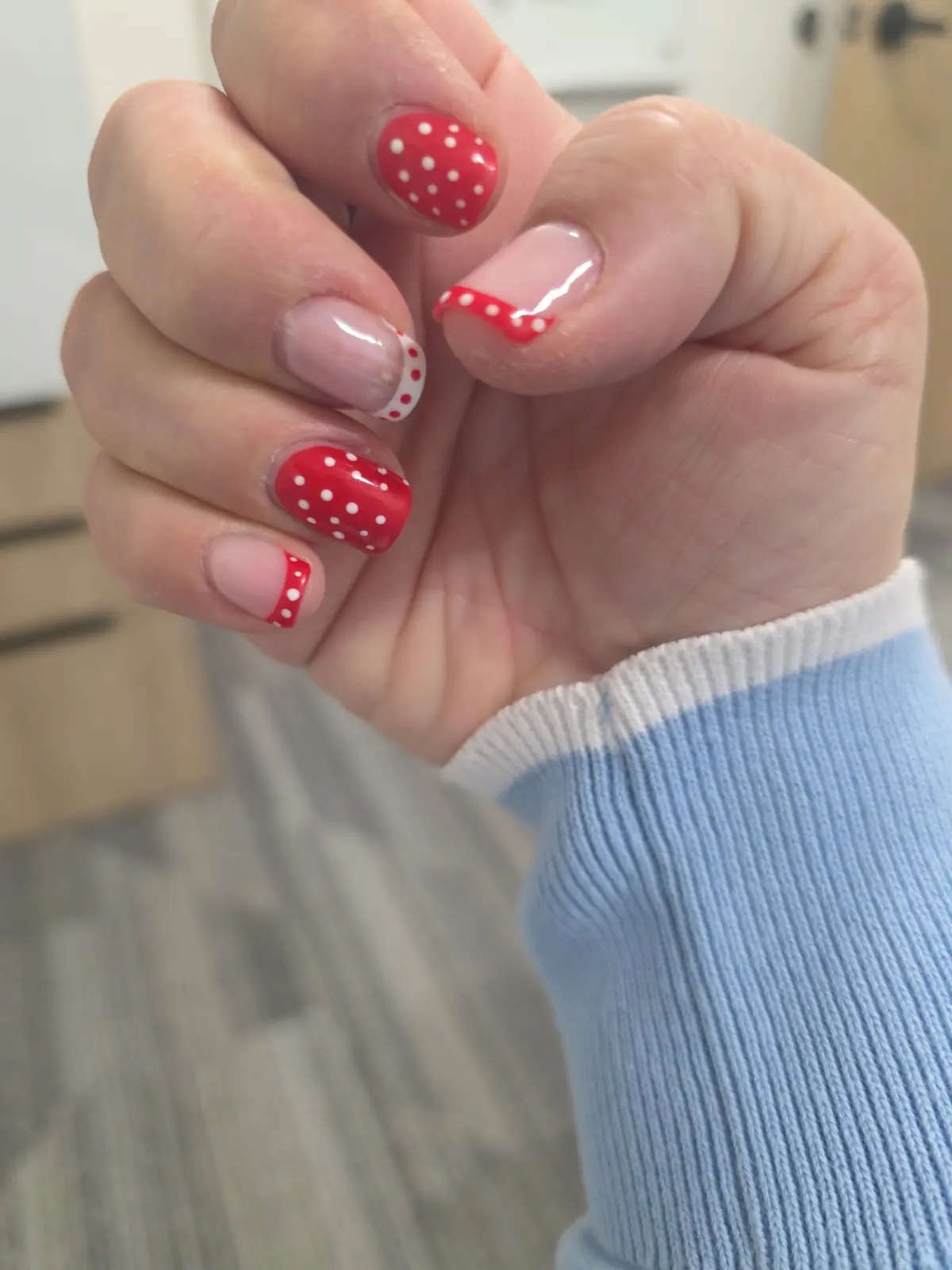 Daisy nails and spa