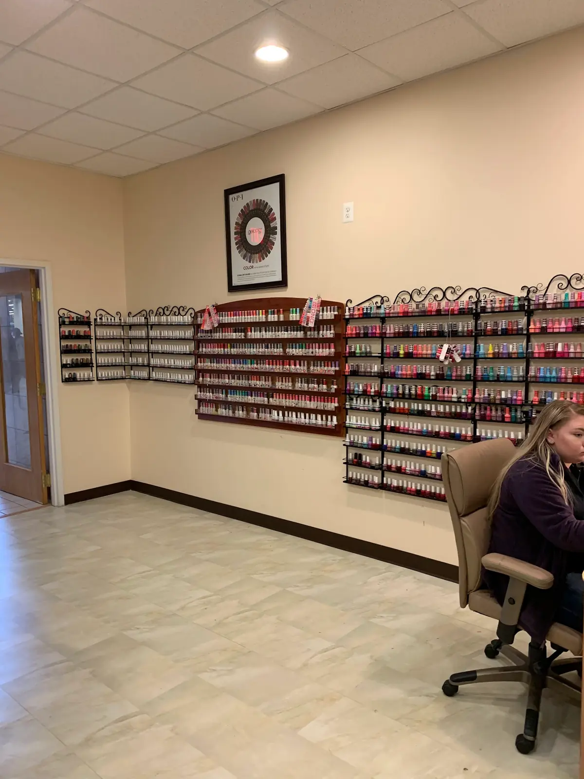 Pause Nail & Day Spa photo (photo 2 of 3)