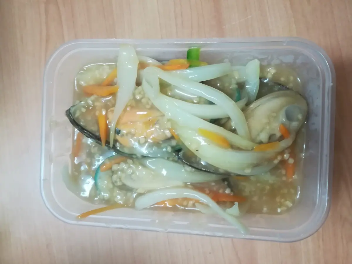 Hot Wok Coatbridge Chinese Take Away photo (photo 2 of 3)