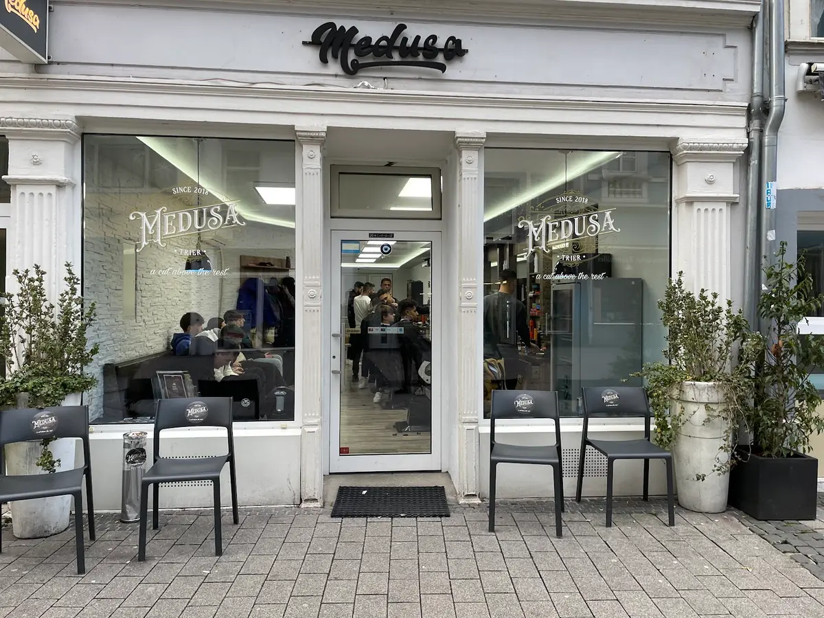 Medusa Friseursalon photo (photo 1 of 3)