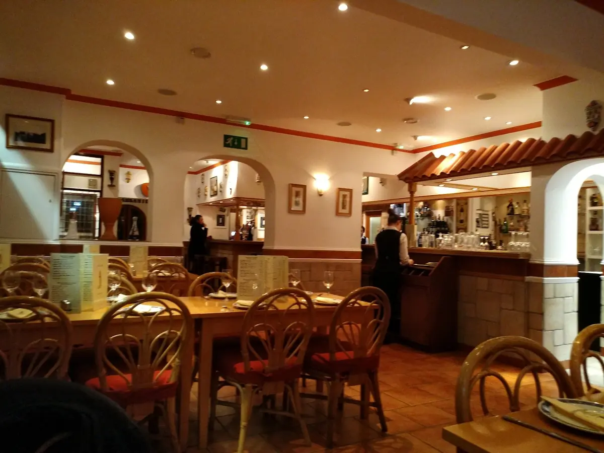 La Farola — Restaurants in East Grinstead