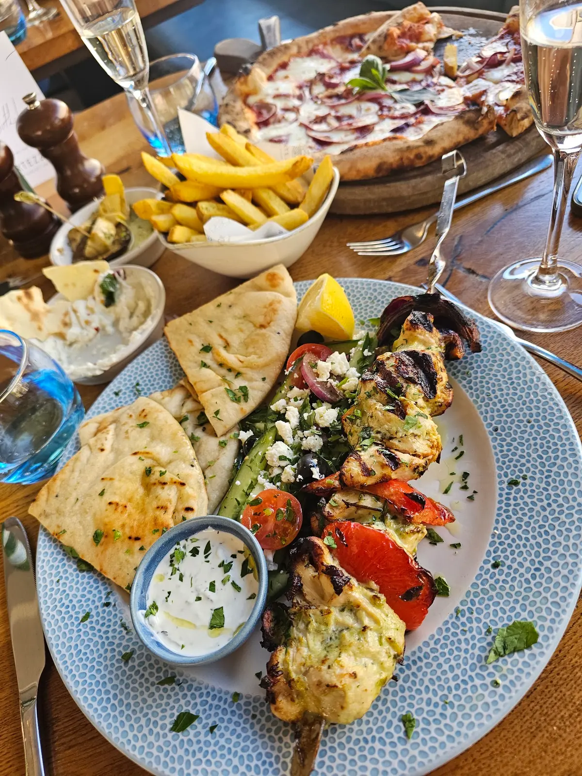 Artezzan Restaurant & Bar photo (photo 3 of 3)